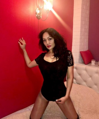 Проститутка Эльвира